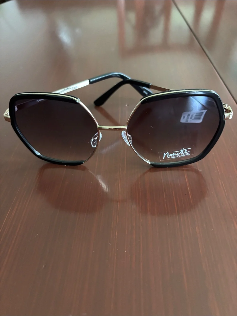 Nanette Lepore Gold Metal & black hexagonal frame/gradient,100% UV protection
